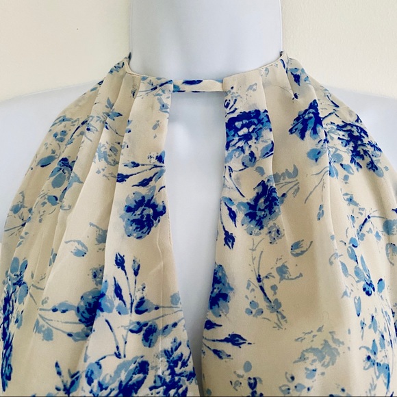 Japna Blue/Tan Floral Romper with Keyhole Neckline - Picture 6 of 8